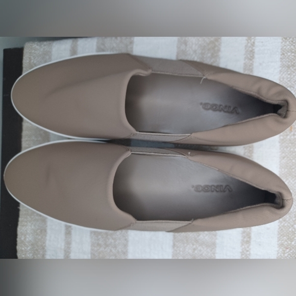 Warren-B Platform Loafers - Picture 6 of 8